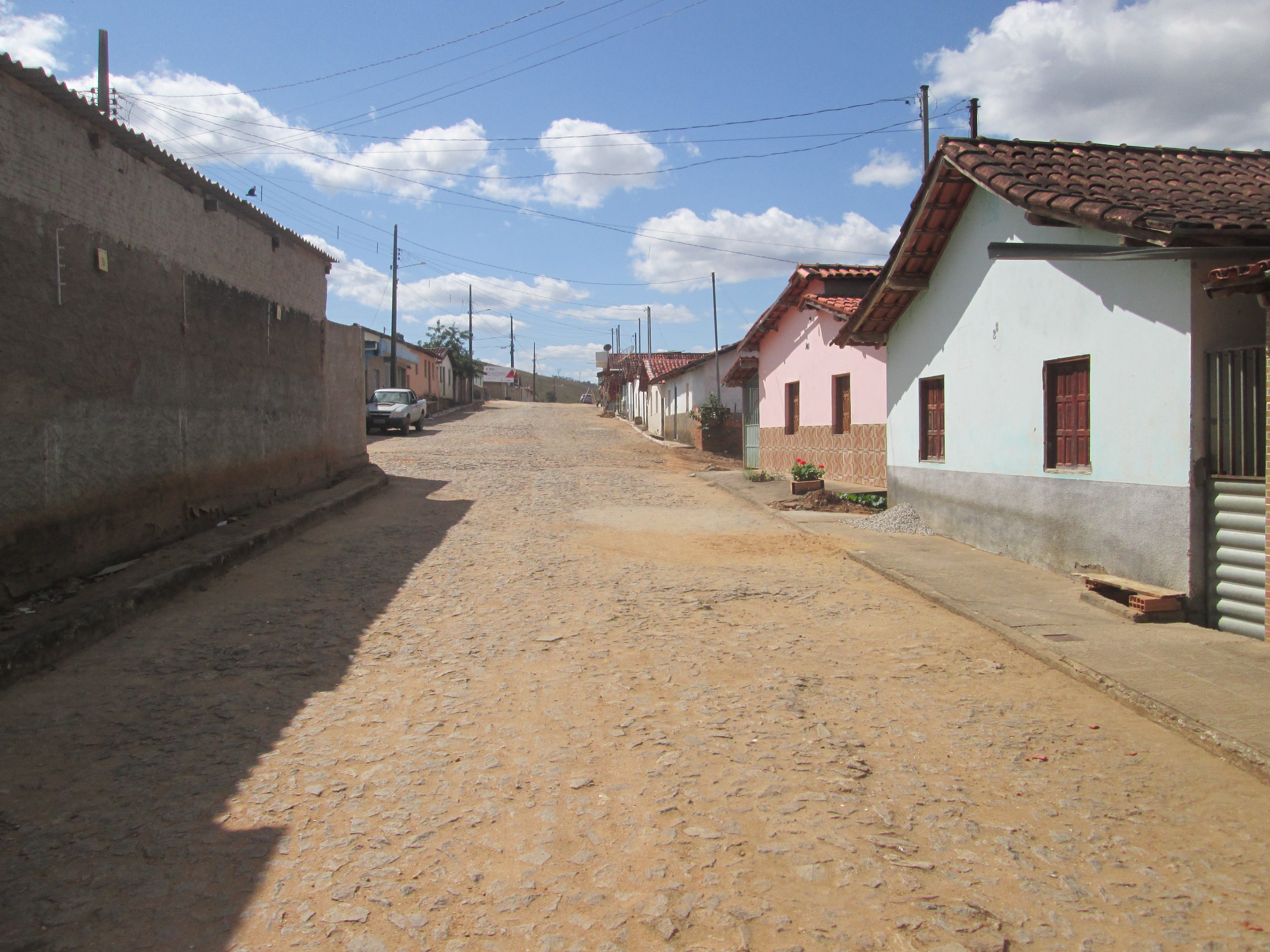 Levantamento topográfico Rua Alvino de Queroz para recapeamento asfáltico