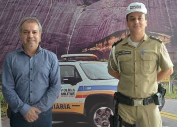 Visita do Presidente Vavá ao Major Navarro da Polícia Rodoviária Estadual para alinhamento de ações de segurança na região