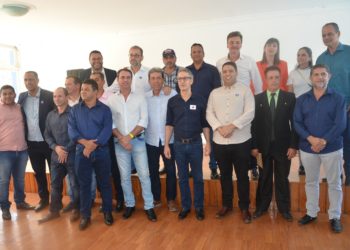 Governador de Minas, Romeu Zema, cumpre agendas em Teófilo Otoni com Prefeitos da AMUC e diversas outras autoridades